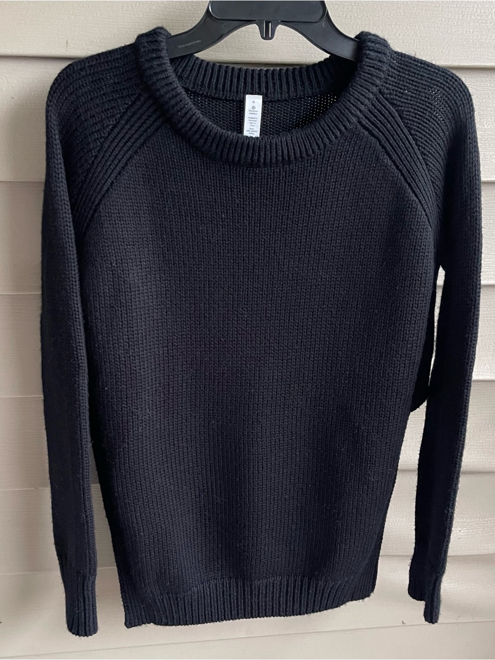 Lululemon Yin To You Sweater Black Merino Wool Size 4 Chunky Knit Thumbholes